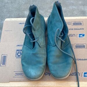 Men’s UGG green Teal Leather Ankle Boots size 14